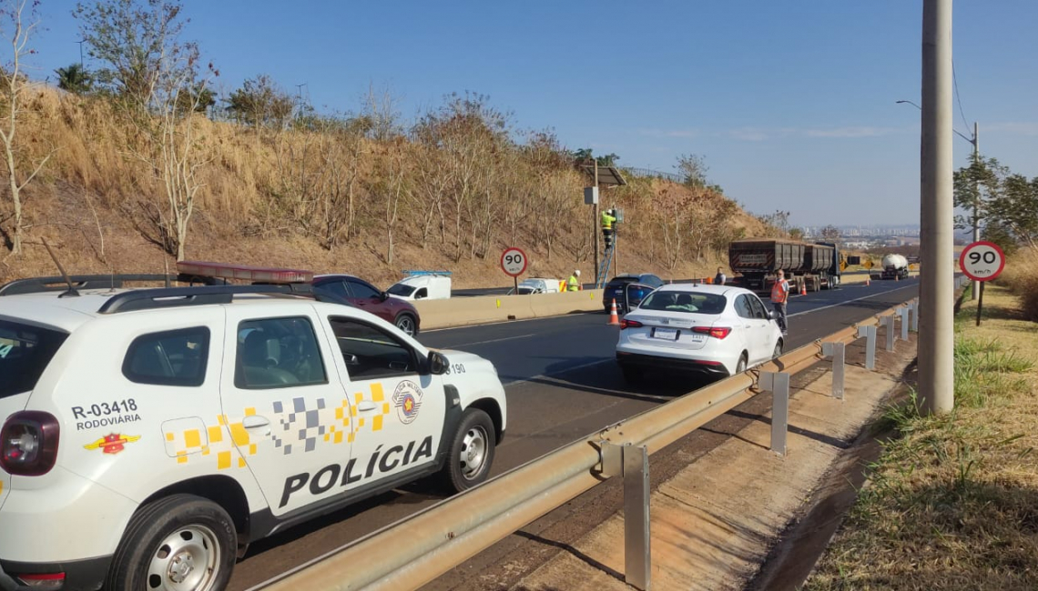 Em Cravinhos, Ipem-SP verifica radar na rodovia Anhanguera